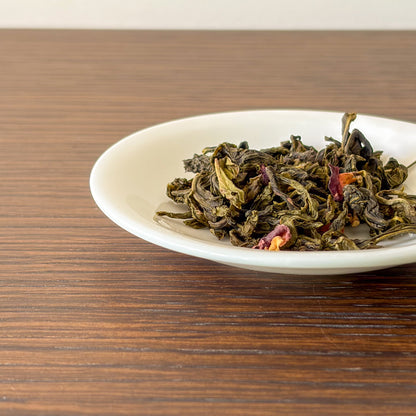 Lupicia Momo Oolong Super Grade Tea