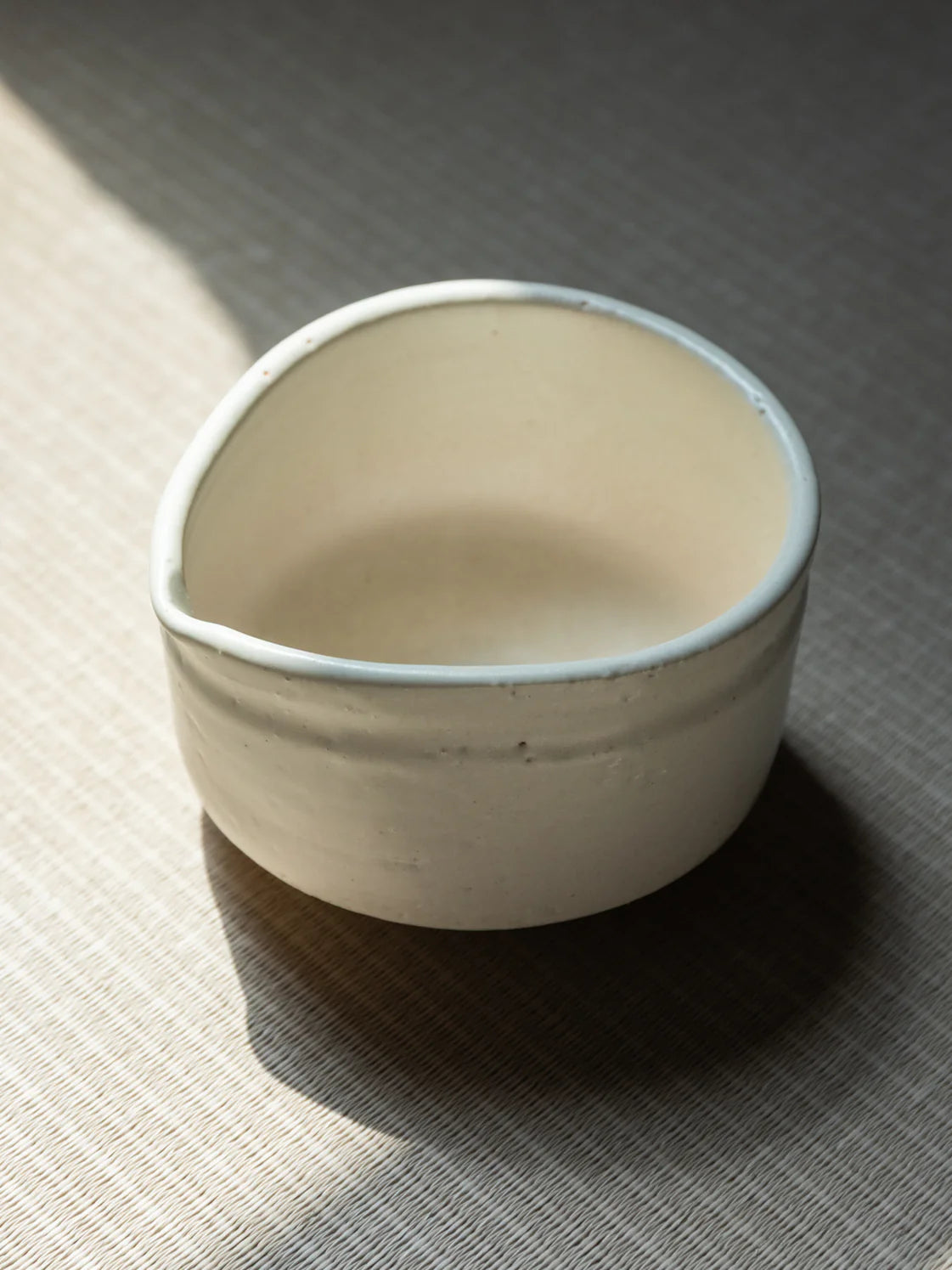 Morihata Japanese Handmade Katakuchi Matcha Bowl White