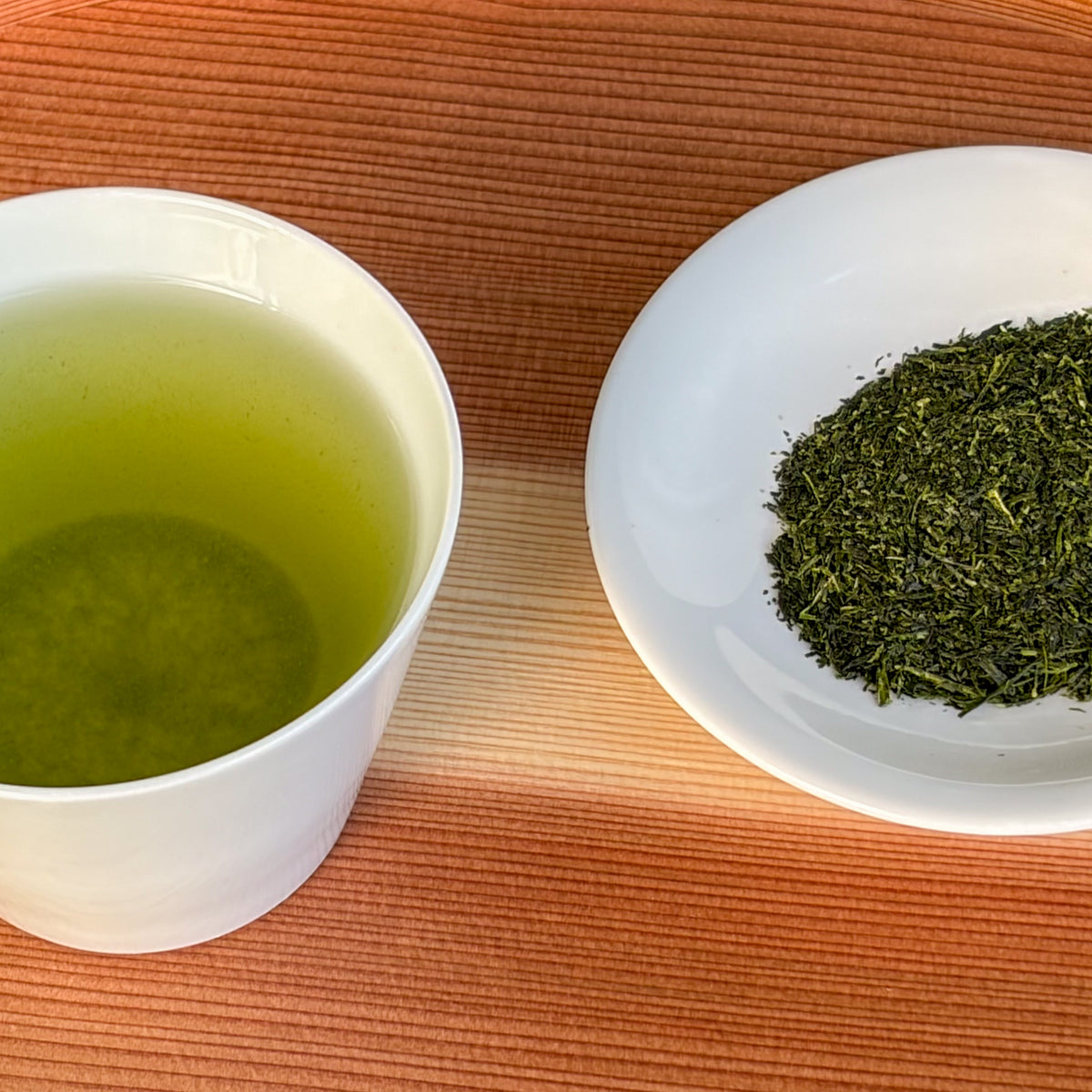 Osumi Saemidori Harugeshikii 2026 Harvest Lupicia Japan Green Tea Leaves and Brewed Liquor